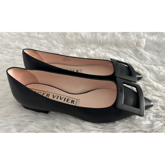 Roger Vivier Shoes - Roger Vivier Gommettine Ball‎ Black leather ballet flat Shoes 35